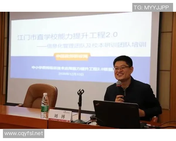 学踢足球从基础到进阶的全面指南,提升技巧与团队协作能力的实用方法 学踢足球从基础到进阶的全面指南,提升技巧与团队协作能力的实用方法