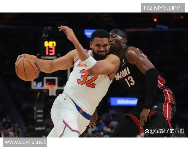 湖人对决尼克斯精彩回顾01月05日比赛录像分析与亮点总结